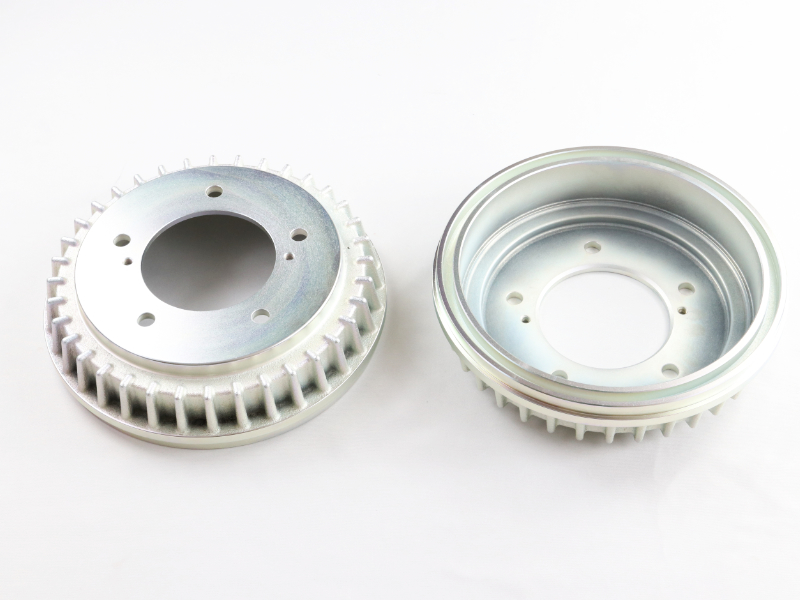 フィン付きブレーキドラム　スズキ　ジムニーシエラ　ＪＢ７４Ｗ／ＪＢ４３Ｗ