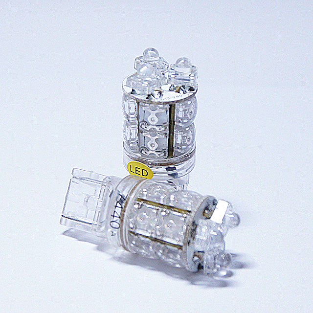 【在庫限り】LEDバルブ　T20サイズ　13LED360度タイプ　2ケセット　各色